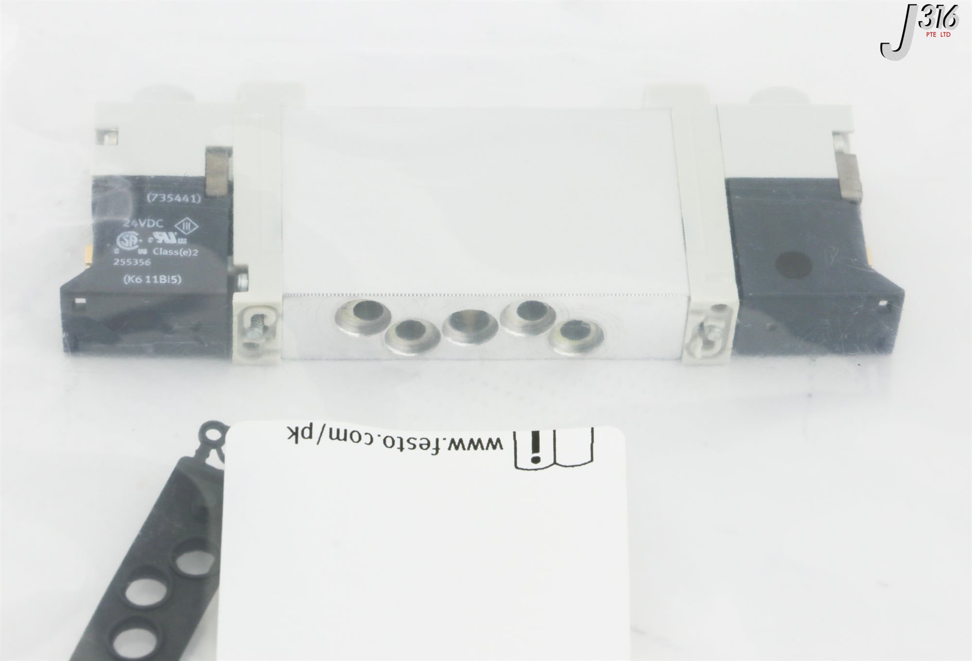 31949 FESTO AIR SOLENOID VALVE, 566487 (NEW) VUVG-B10-T32C-AZT-F
